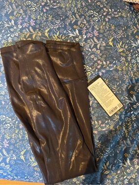 lululemon athletica Wunder Train HR Tight Foil in Glossy Black